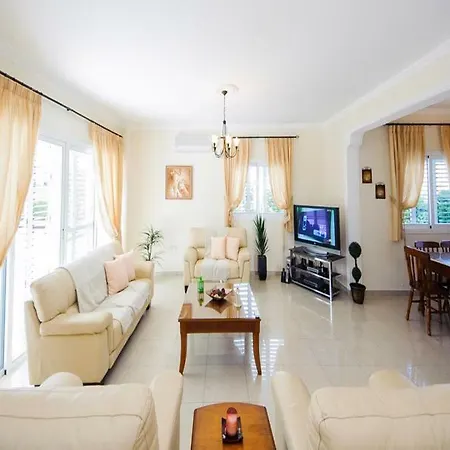 Oceanview Luxury 116 Paralimni