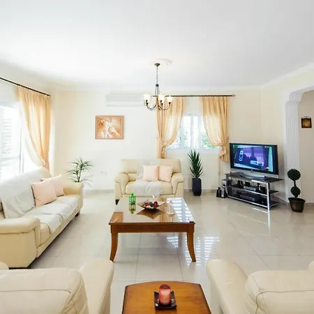 Oceanview Luxury 116 Paralimni
